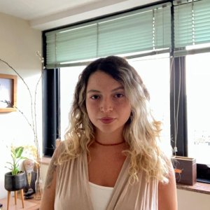 LARISSA MOREIRA SOARES